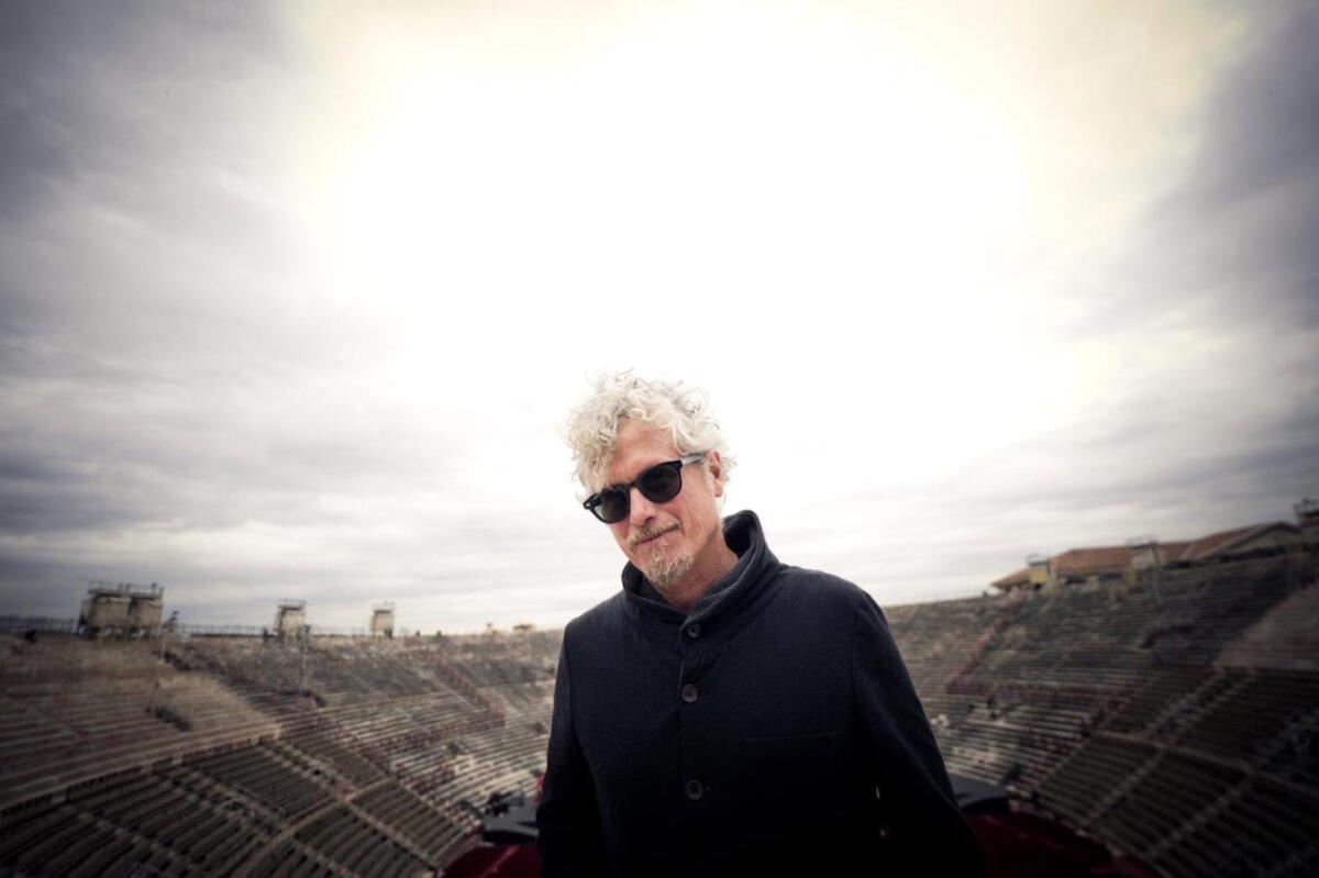 Niccolò Fabi, il cantautore presenta il disco "Meno per meno" - 