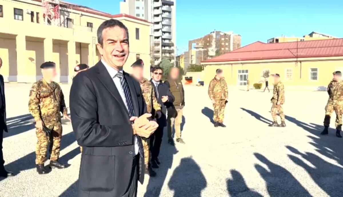 (Video) Medici cubani in Calabria, Occhiuto: «Abbiamo bisogno del loro aiuto» - 