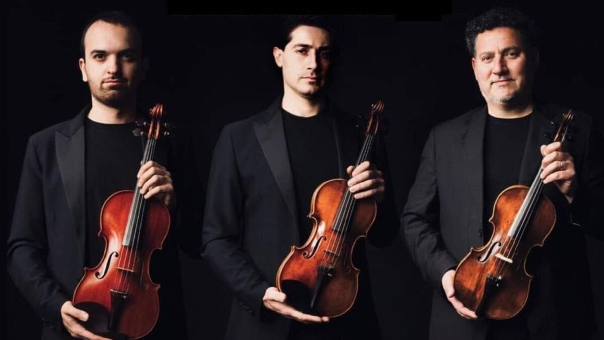 Presepe di ghiaccio: in Sila il concerto del Trio Italico - 