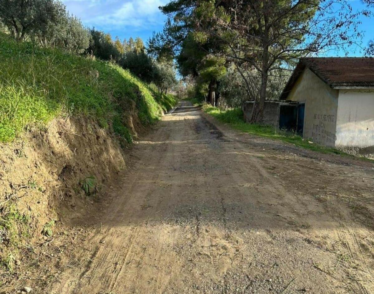 Roccabernarda, interventi d'urgenza sulle strade periferiche del territorio - 