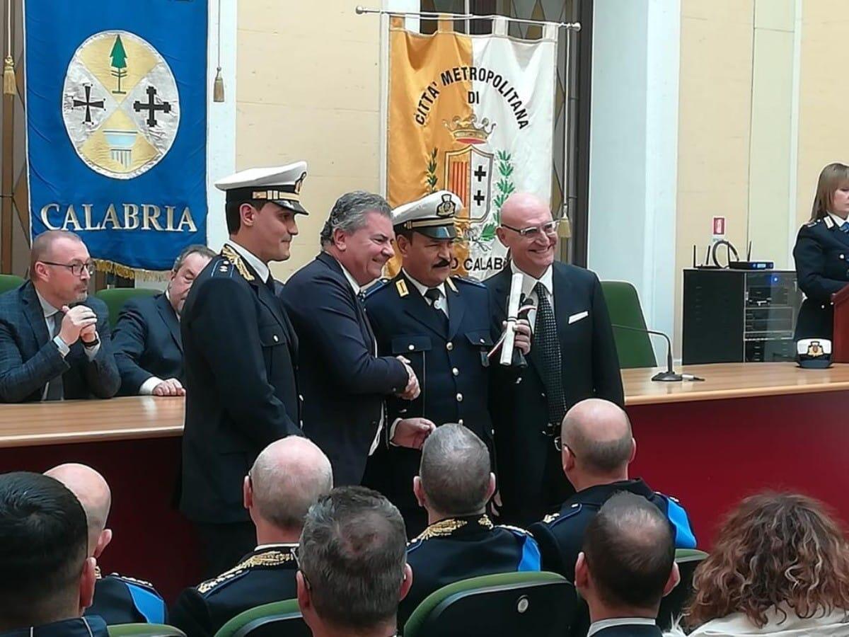 Isola di Capo Rizzuto, lotta al Covid-19: premiato il Comune e la Polizia Locale - 