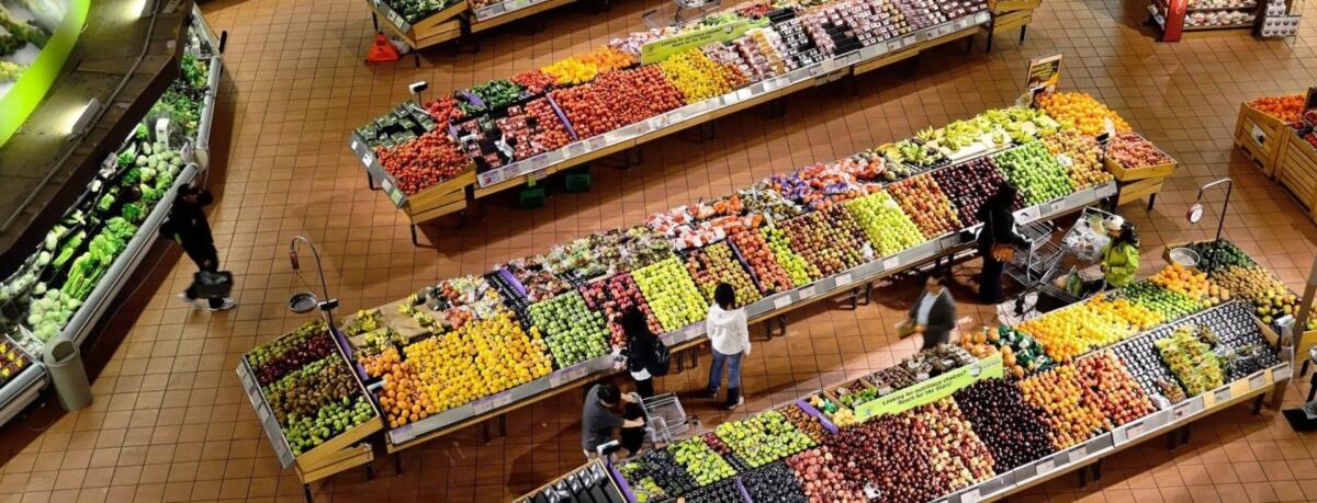 Commercio al dettaglio: registrato un aumento a Novembre e su base annua - 