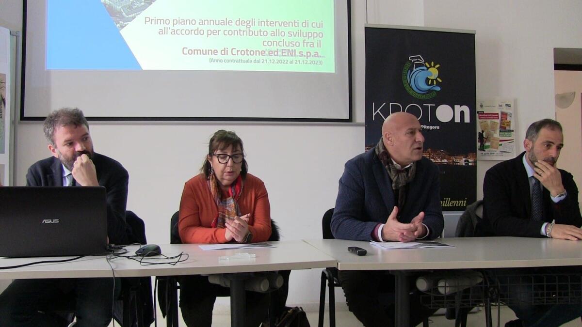 Crotone, Voce: "Grazie al mio accordo con Eni vedo solo invidia verso di me" - 
