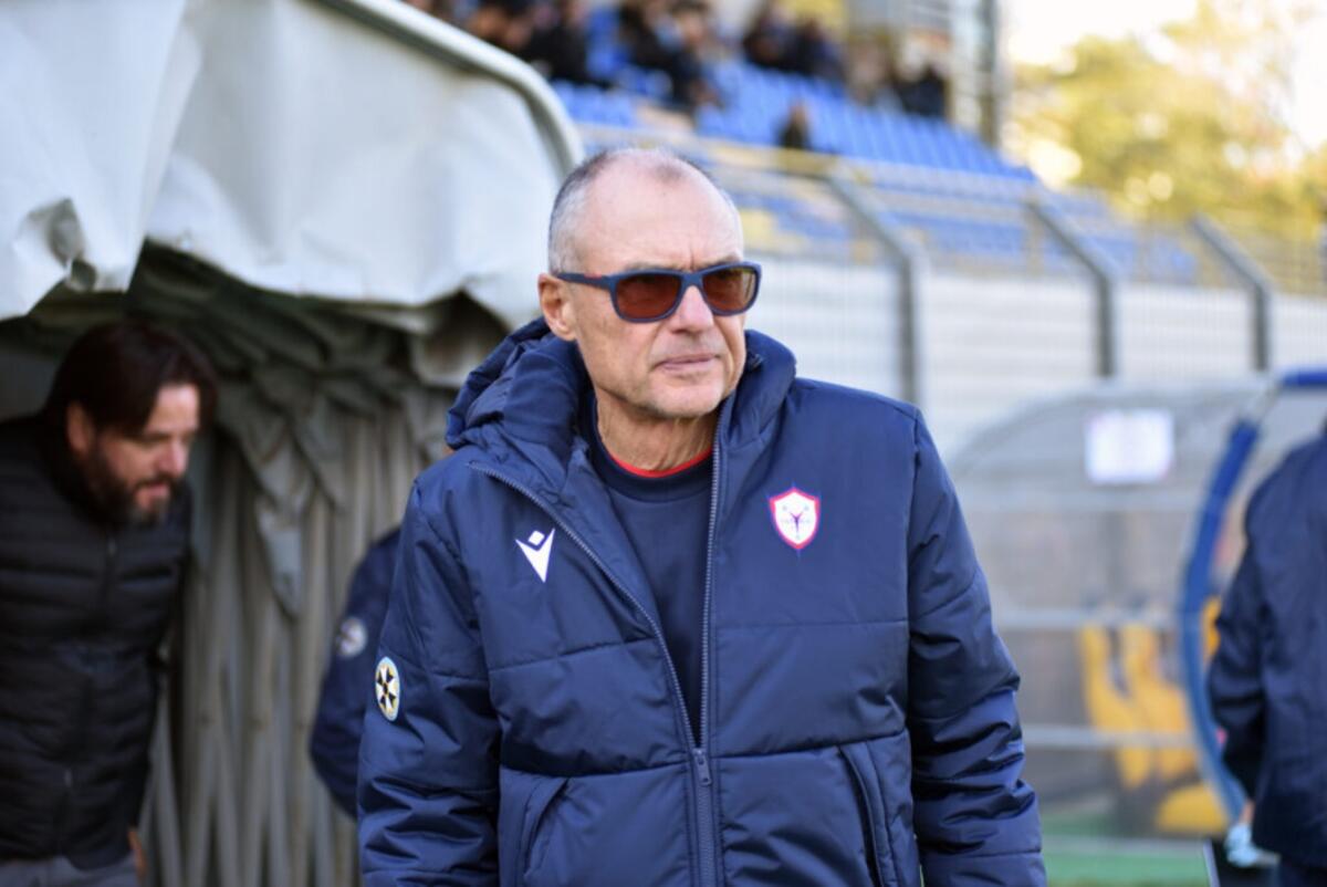 #MonterosiCrotone | Mister Menichini: "Il Crotone deve vincere il campionato, noi la partita" - 