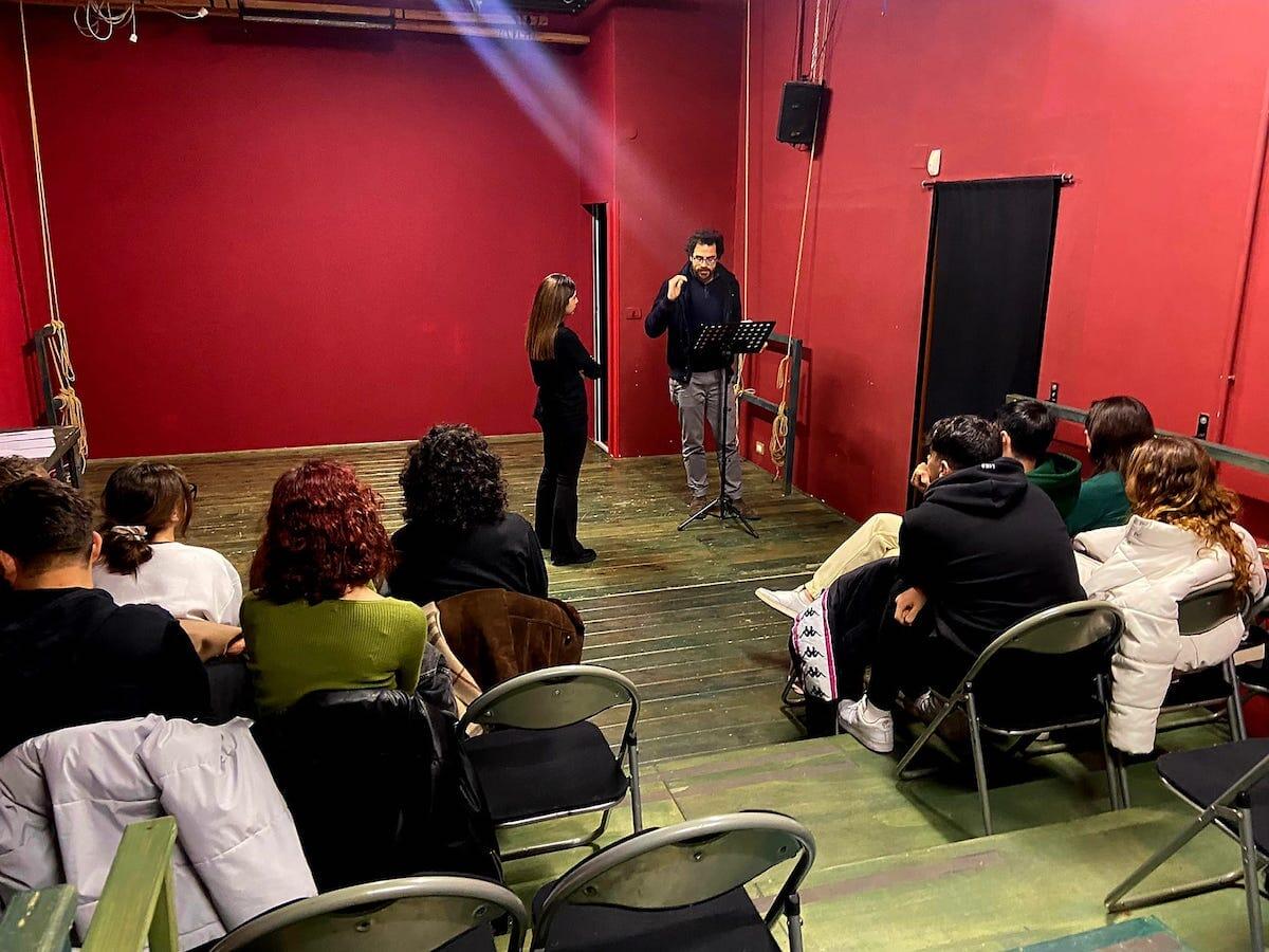 "Voce di vento" arriva a Crotone, al Teatro della Maruca il laboratorio con Carlo Gallo - 