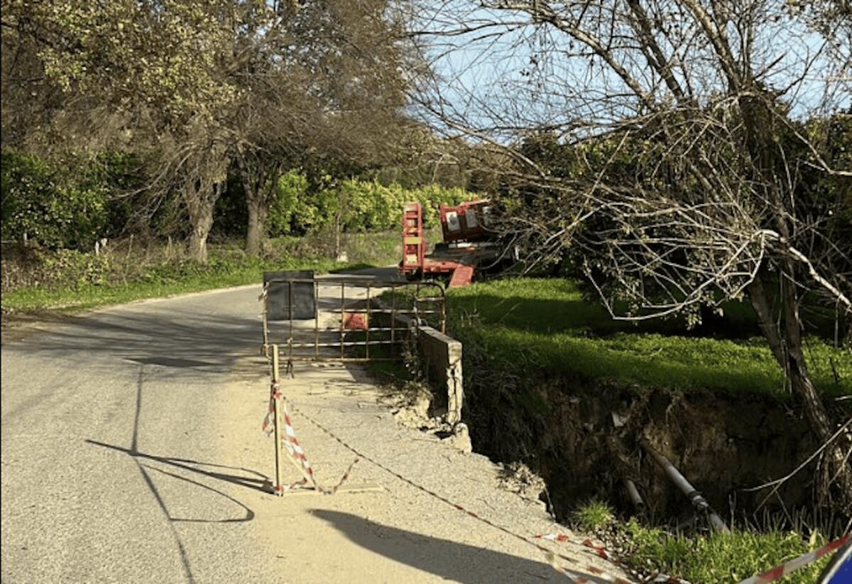 Roccabernarda, iniziati i lavori lungo la Strada Provinciale - 