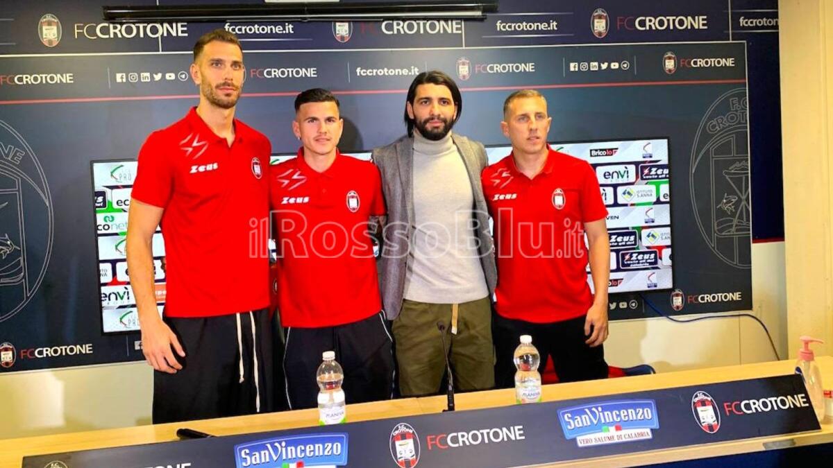 Il Crotone presenta i tre rinforzi, Vrenna: «Abbiamo preso il meglio che c'era sul mercato» - 