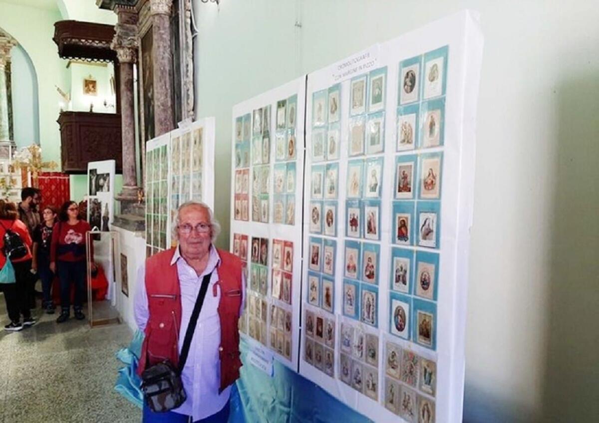 Da 40 anni il calabrese Antonio Pullano colleziona santini, adesso ne ha 110mila - 