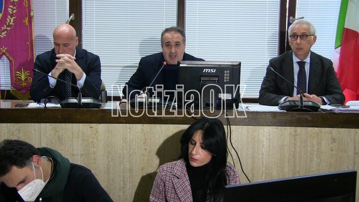 Crotone, i rifiuti pericolosi della "Passeggiata degli innamorati" nel prossimo consiglio comunale - 