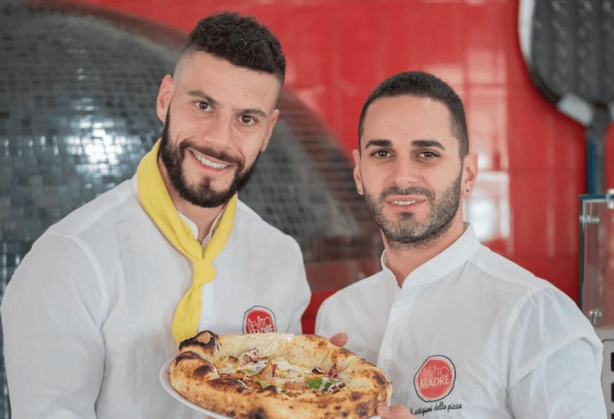 Crotone - La pizzeria Lievito Madre riapre nella casa di Rino Gaetano - 
