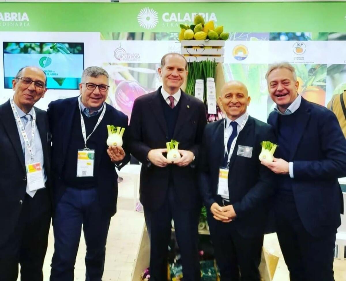 Isola di Capo Rizzuto, il Finocchio IGP rappresenta il territorio al salone di Berlino - 