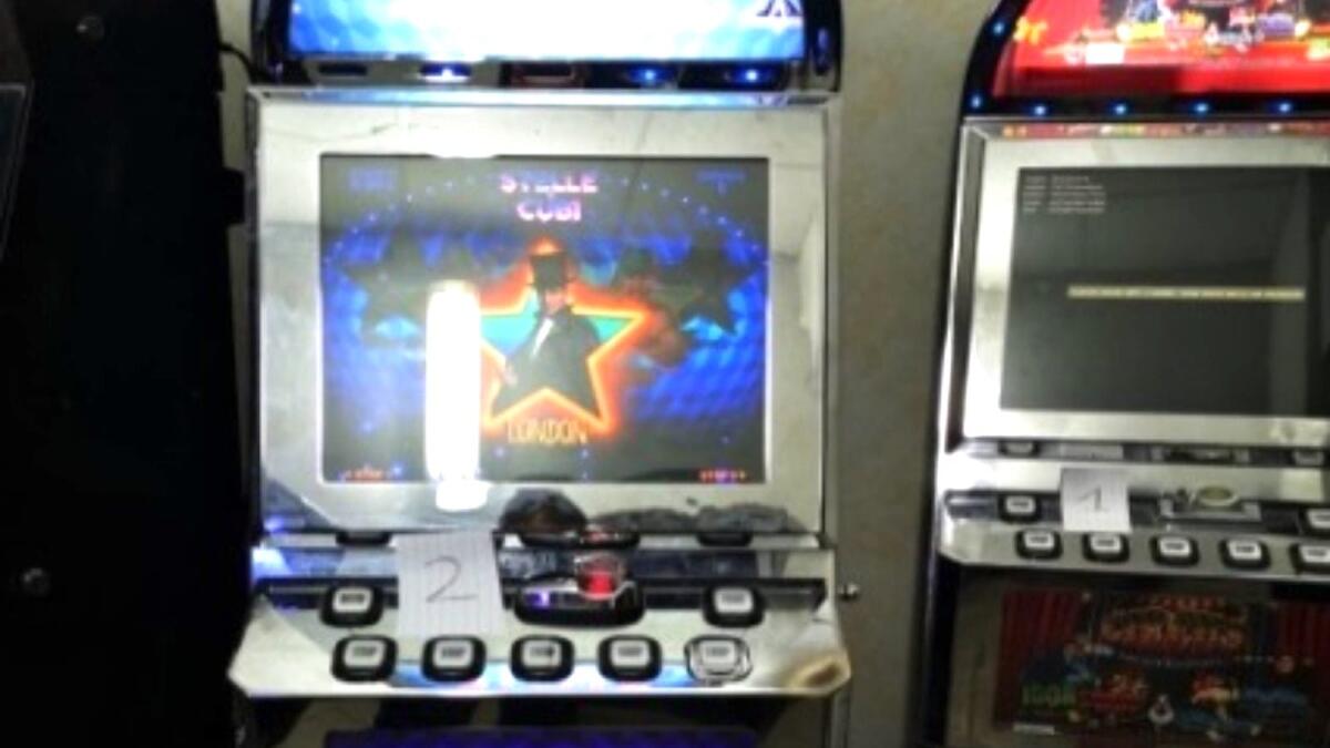 Gioco d'azzardo in provincia di Crotone: denunciate tre persone - 