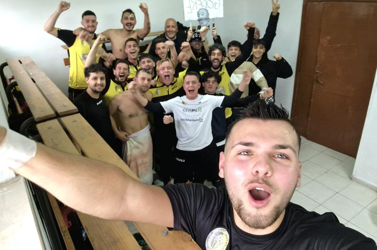 Calcio a 5 - Un posto nei play off per la Futsal Kroton - 