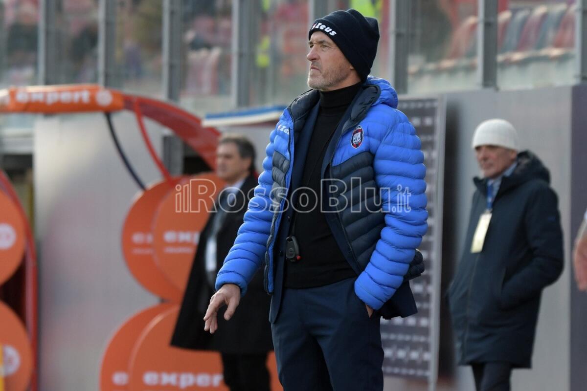 #AvellinoCrotone | Mister Lerda: "Sappiamo di dover fare una partita top" - Crotone - Franco Lerda