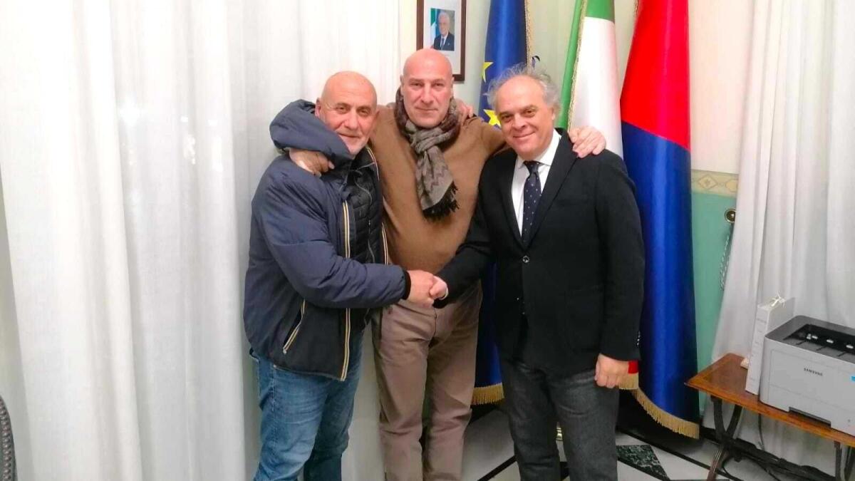Crotone - La statua del filosofo di Samo trova una nuova casa - 