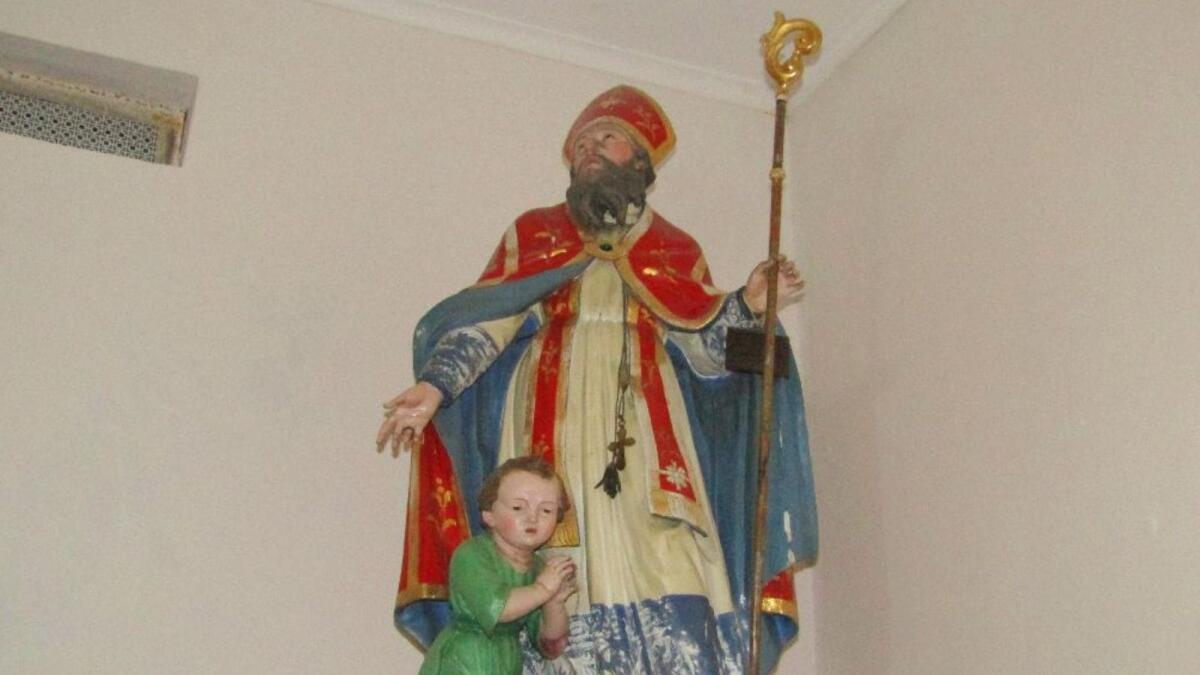 Oggi è San Biagio, protettore degli otorini: una statua è conservata nel Duomo di Crotone - 