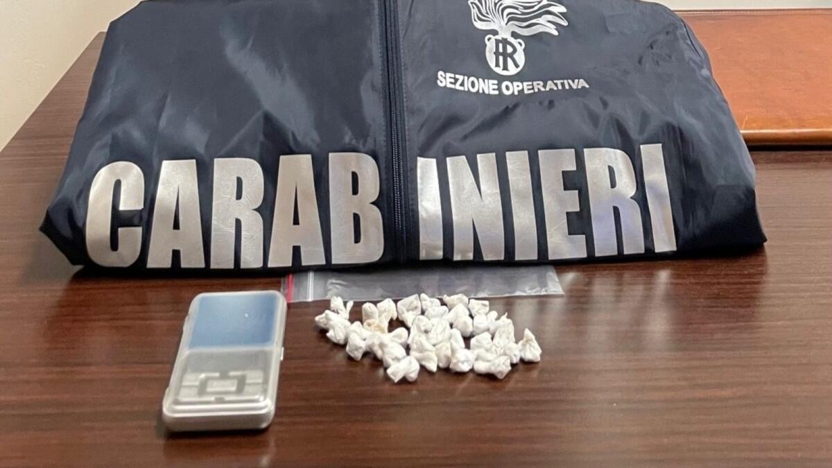 Crotone, spaccio nel quartiere "300 alloggi: arrestata una persona - 