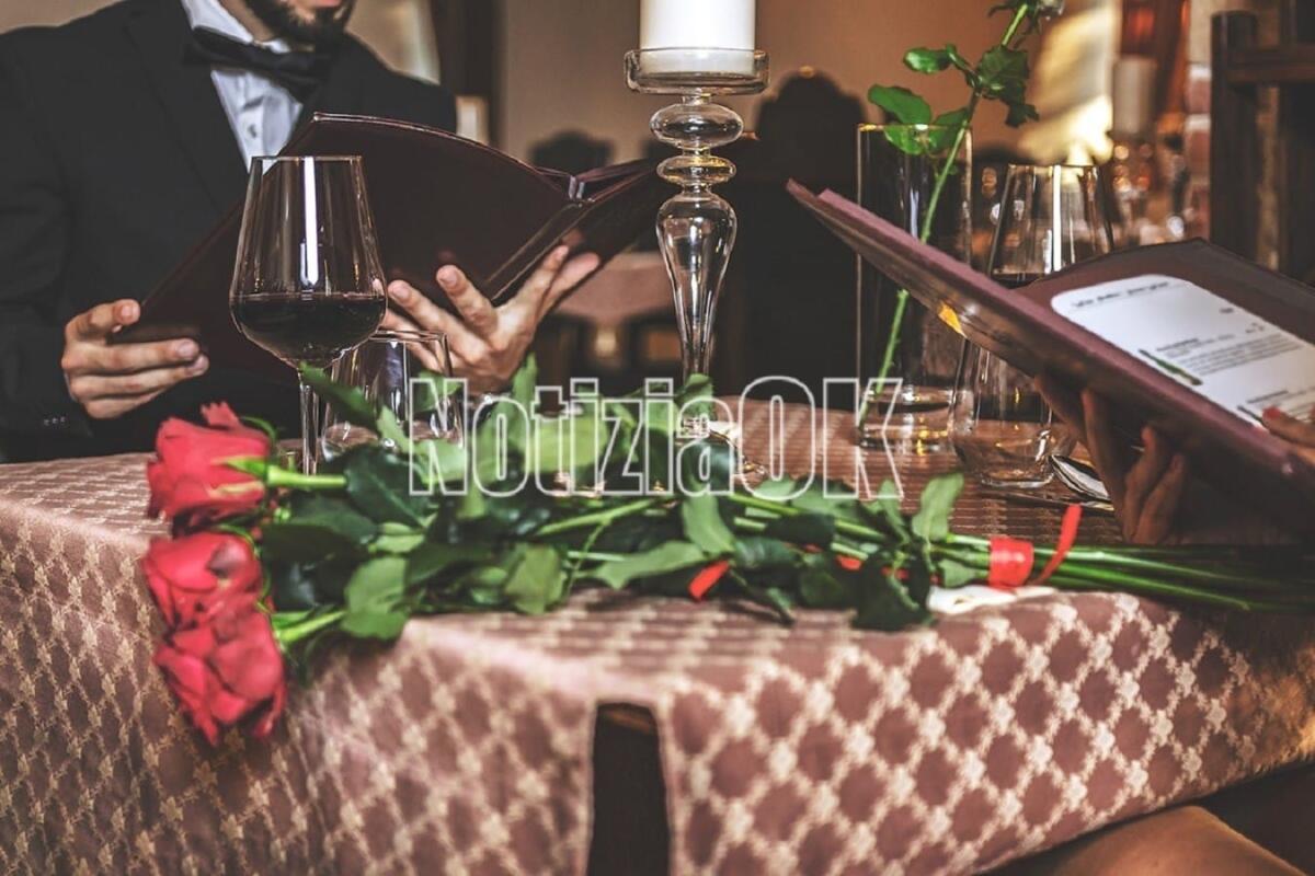 Crotone - Cena romantica nei ristoranti: locali pieni nella festa degli innamorati - 