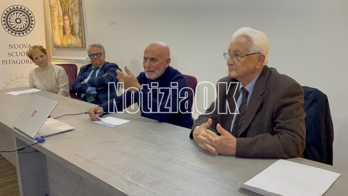 Crotone - Da Brescia: "Non una statua, ma una realtà etica, artistica ed imprenditoriale" - 