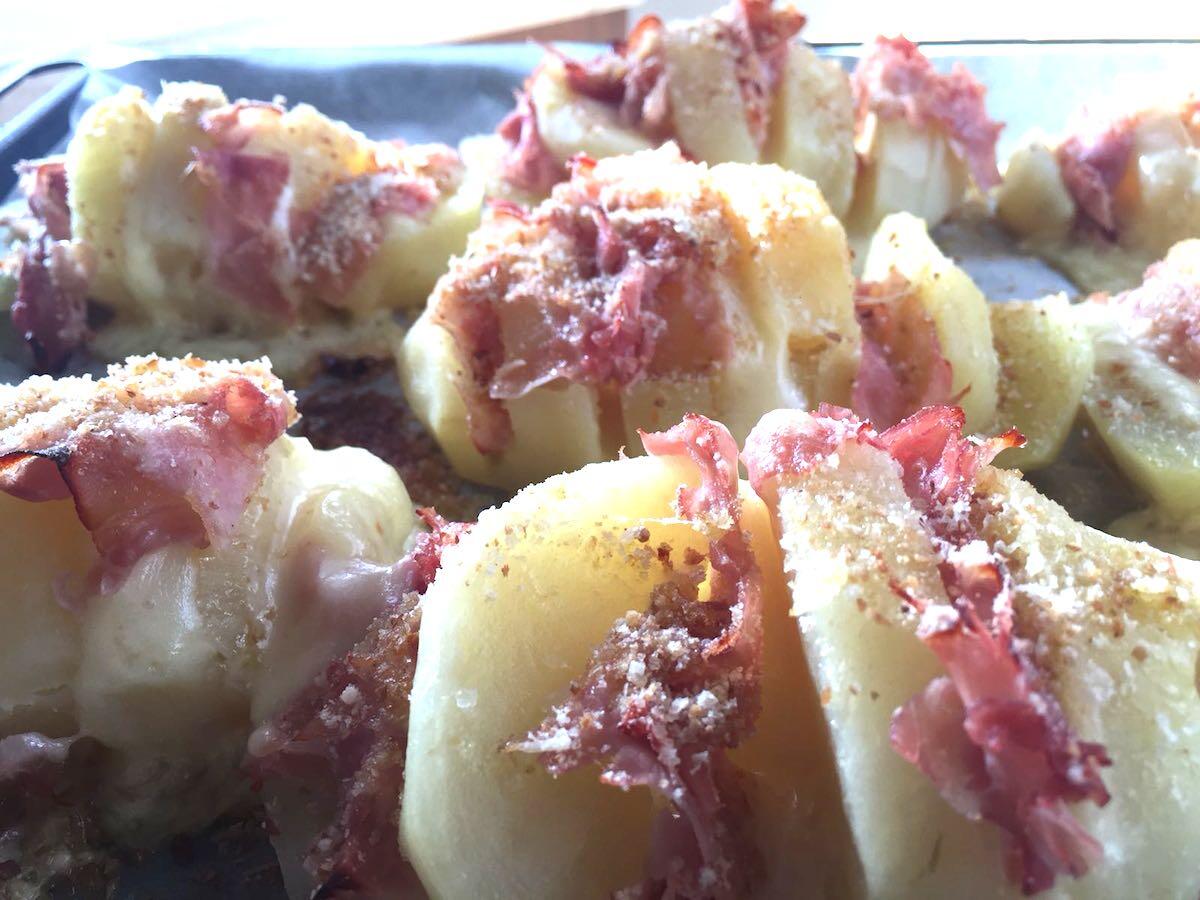 Le Ricette di Patrizia: patate a fisarmonica, un piatto semplice e sfizioso - 