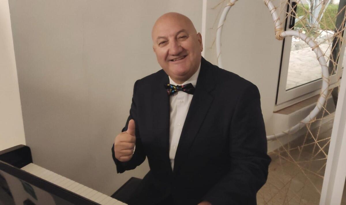 Il cantautore crotonese Vittorio Rocca: "La prevenzione mi ha salvato la vita" - 