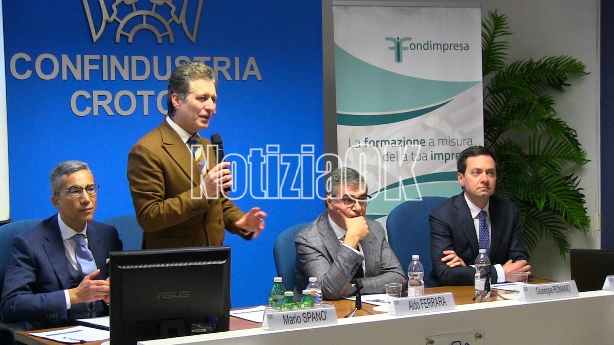 Zes - Per Crotone un'opportunità a rischio - da sinistra Mario Spanò, Aldo Ferrara, Giuseppe Romano, Rosario Varì