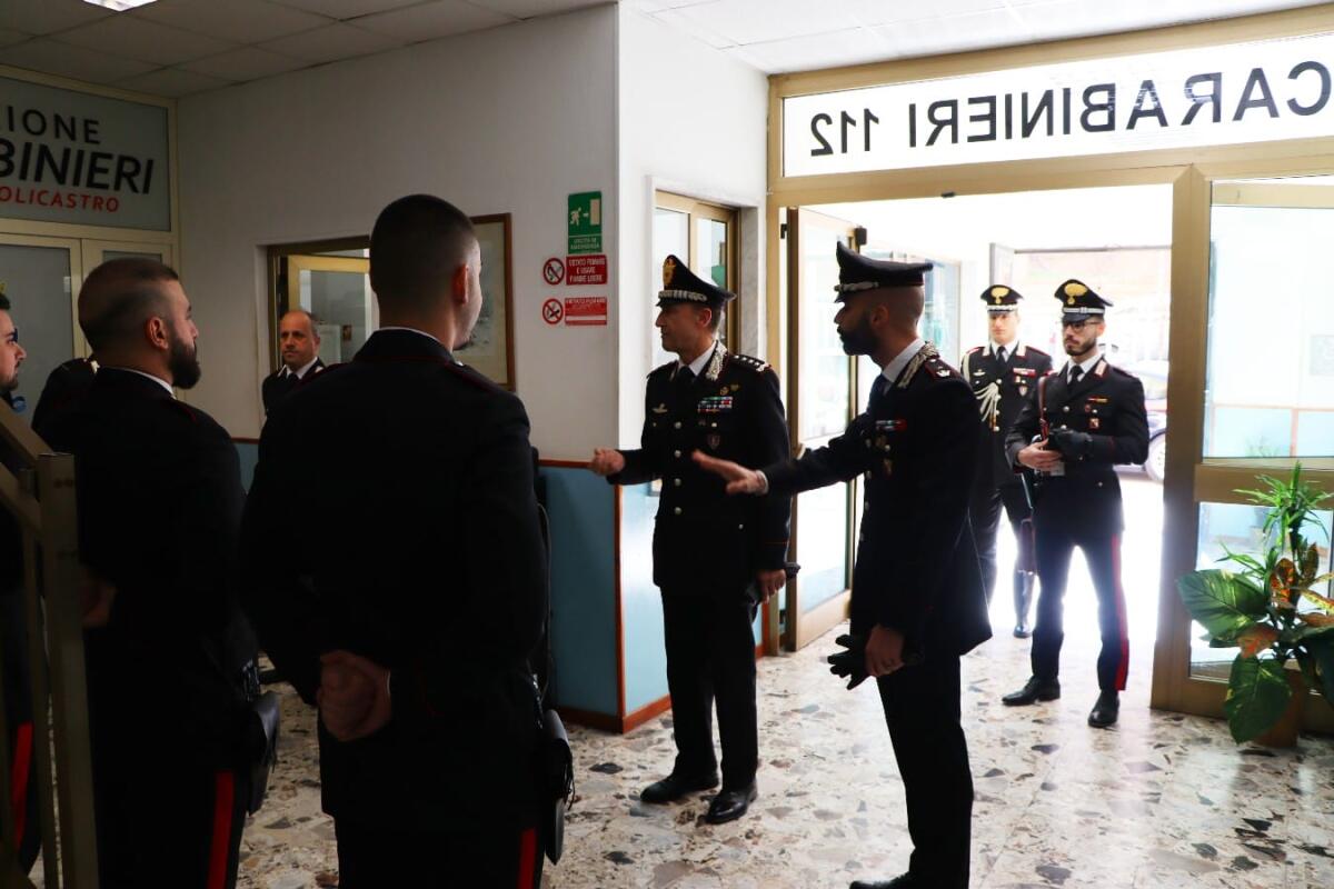 Visita del Comandante Interregionale Carabinieri “Culqualber” alla Compagnia di Petilia - 