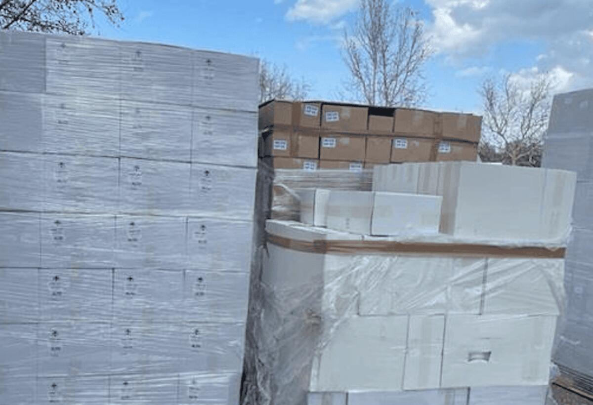Business di sacchetti di plastica non a norma: in Calabria sequestro di 3,3 mln di pezzi - 