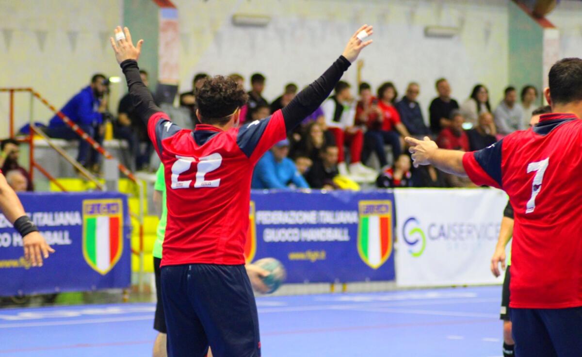 La Pallamano Crotone ritorna a far punti - 