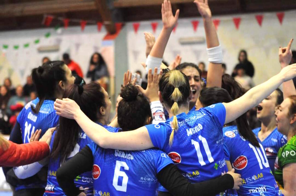 La Pallavolo Crotone sbanca il campo del Sensation Profumerie - 