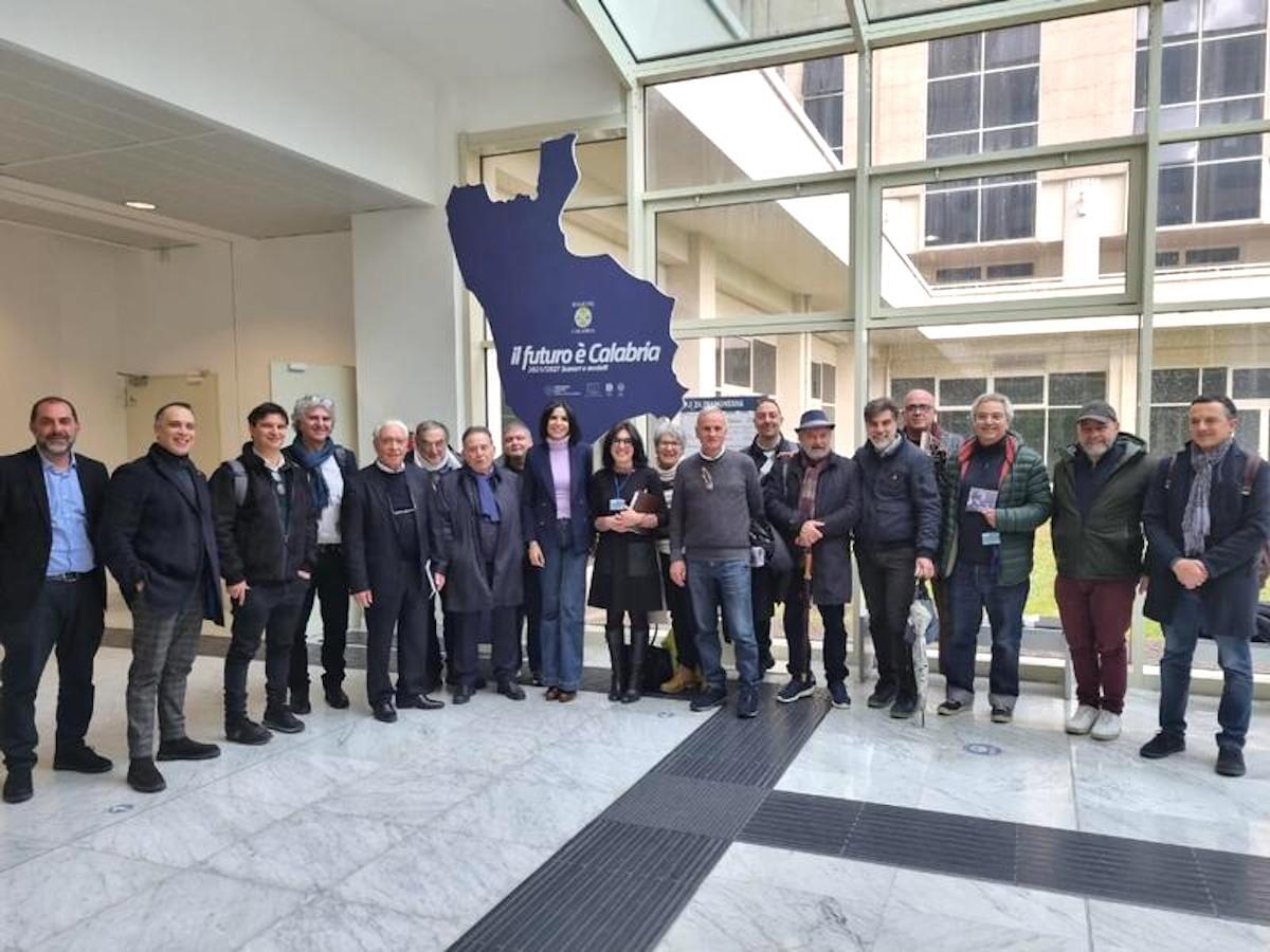 La Calabria sarà al Salone del Libro. Prima riunione operativa con gli editori - 