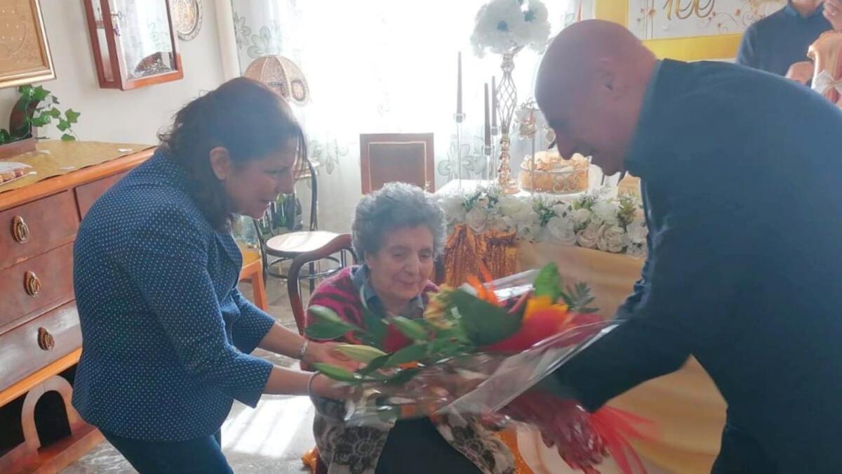 Crotone - Nonna Lita spegne 100 candeline -