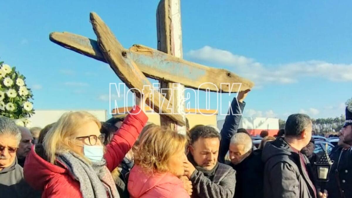 Steccato di Cutro, religioni diverse per pregare insieme sulla Via Della Croce - 
