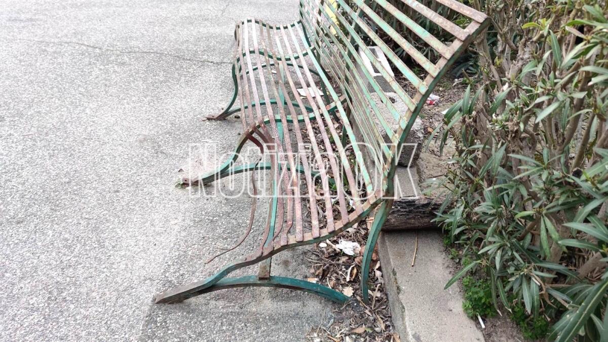 Crotone - Quartieri: una città dove le panchine fanno persino l'inchino - 