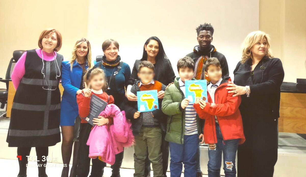Dagli alunni dell'Istituto Comprensivo di Rende un dono per i familiari delle vittime di Steccato di Cutro - 