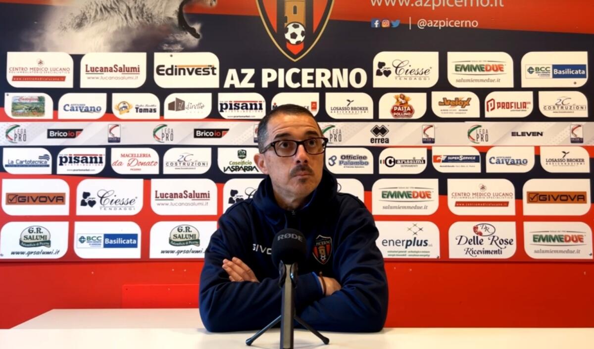 #PicernoCrotone 1-1 | Mister Longo: "Bisogna essere scontenti di non aver vinto che contenti di aver pareggiato" - 