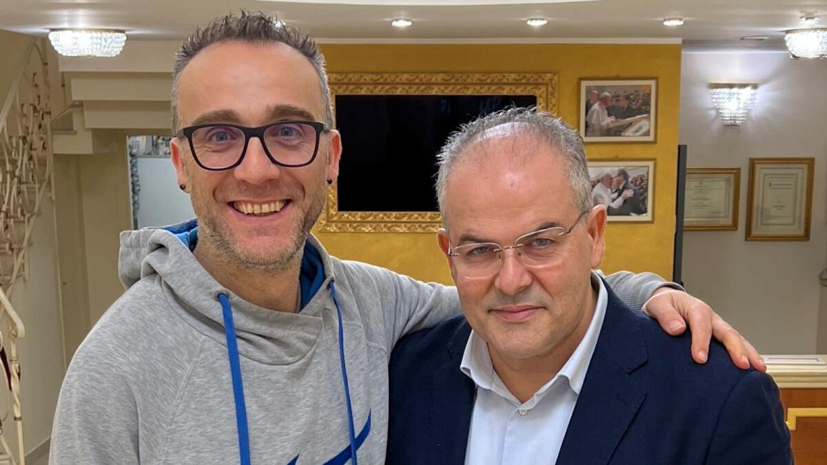 Il crotonese Argirò alla Tokio Marathon con la colonna realizzata da Affidato - 