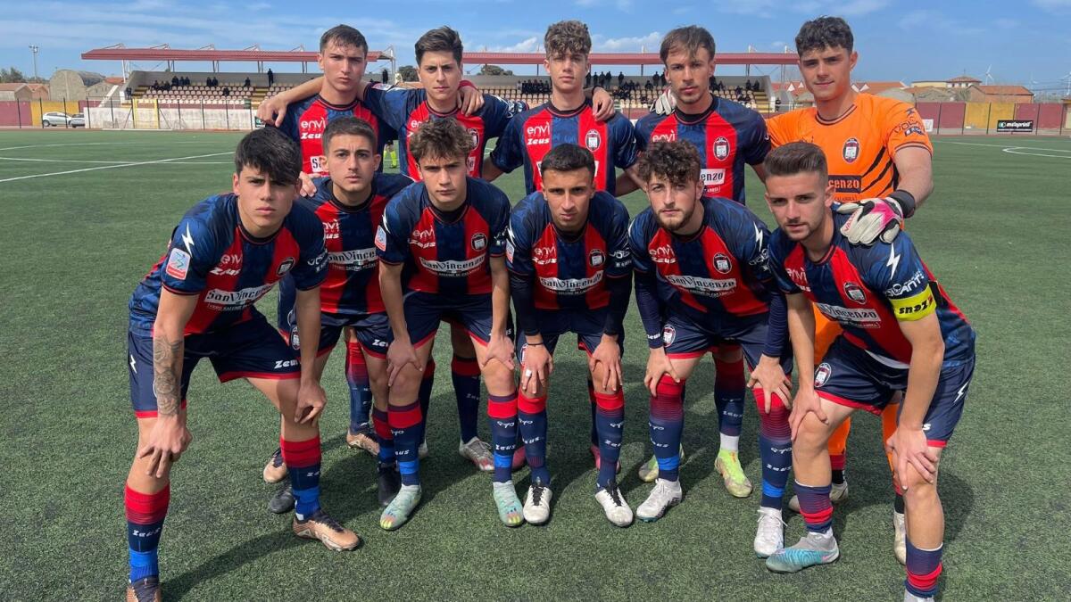 Primavera | Il Crotone ferma la capolista Lazio: adesso testa al derby - 