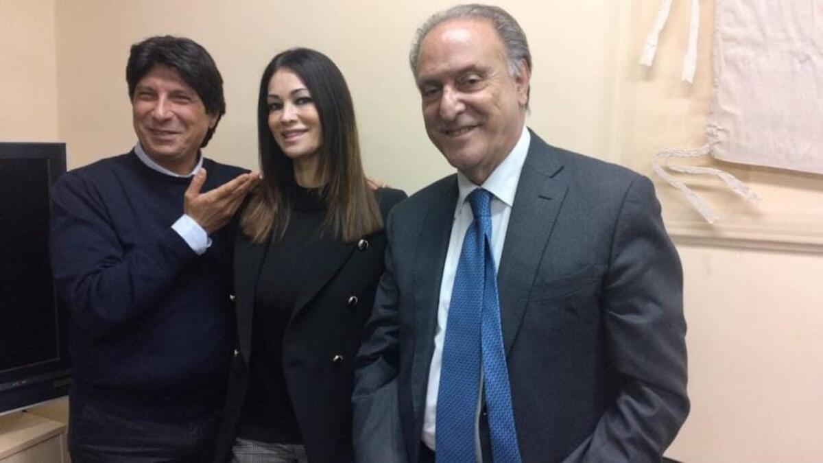 Udc Crotone - Speziale replica a Sculco e Camposano: "entrambi non si possono considerare ancora in carica" - Vincenzo Speziale con Manuela Arcuri e il sigretario dell'UdC Lorenzo Cesa