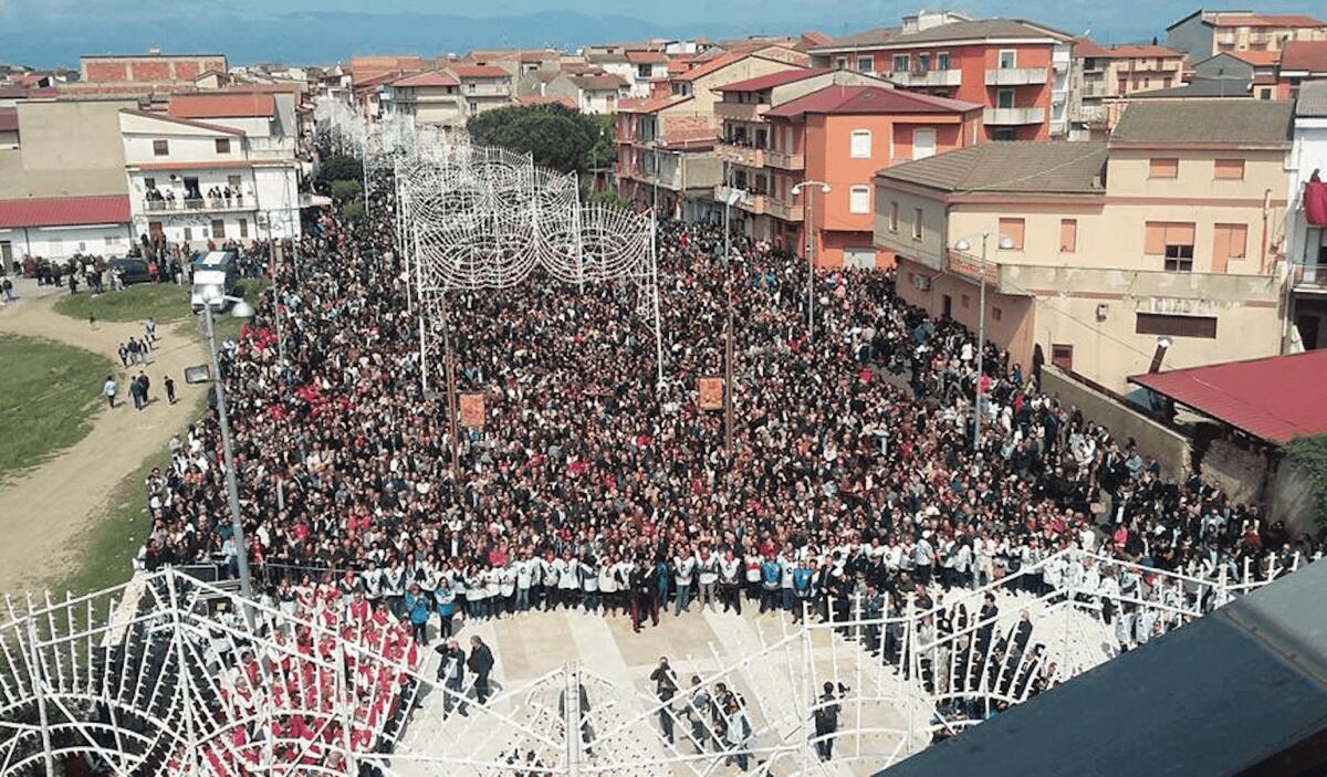 Cutro - L'amore verso la festa del S.S. Crocifisso nelle parole della giovane Brigida - Foto Comitato S.S. Crocifisso Cutro