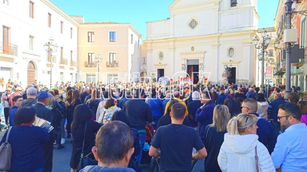 (Foto) Crotone in festa per la Domenica delle Palme - 