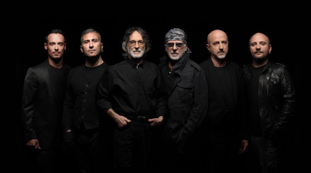 PFM in concerto in Calabria, abbracciando la poesia di De Andrè - 
