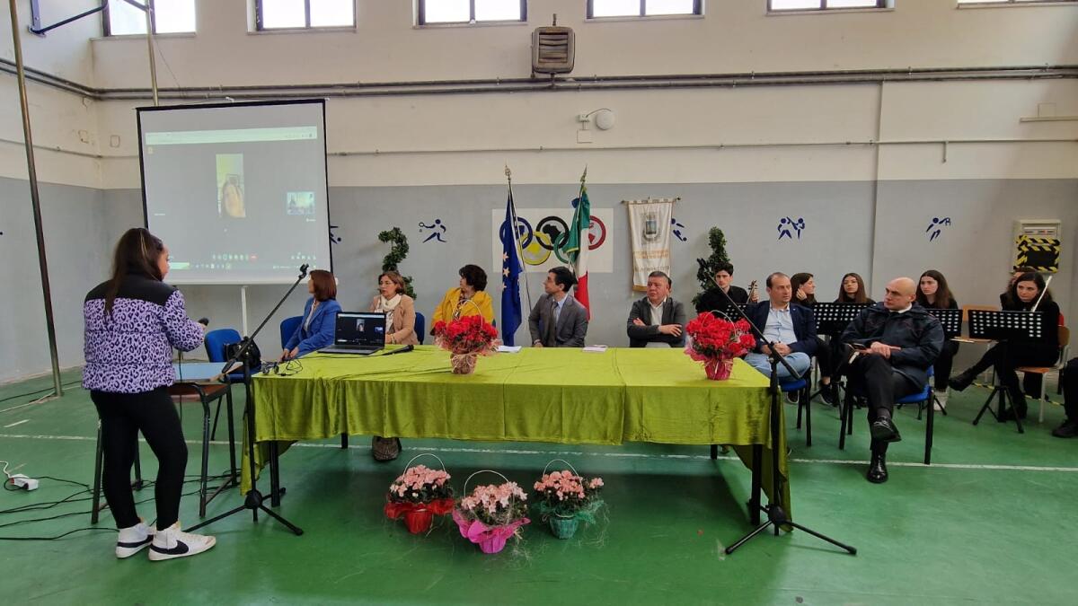 Isola di Capo Rizzuto, a scuola di legalità con Angela Napoli e Marisa Manzini - 