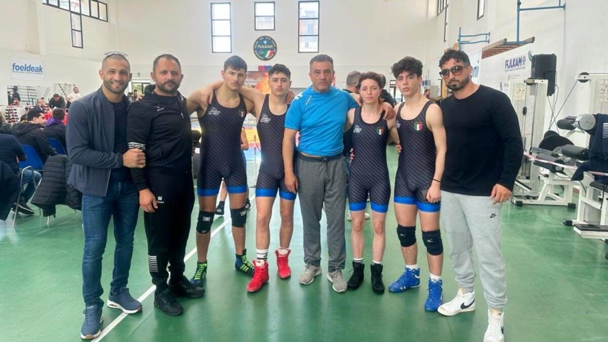 Lotta - La Scuola Guardia Krotoniate sul podio regionale: oro per Ilaria Leto - 