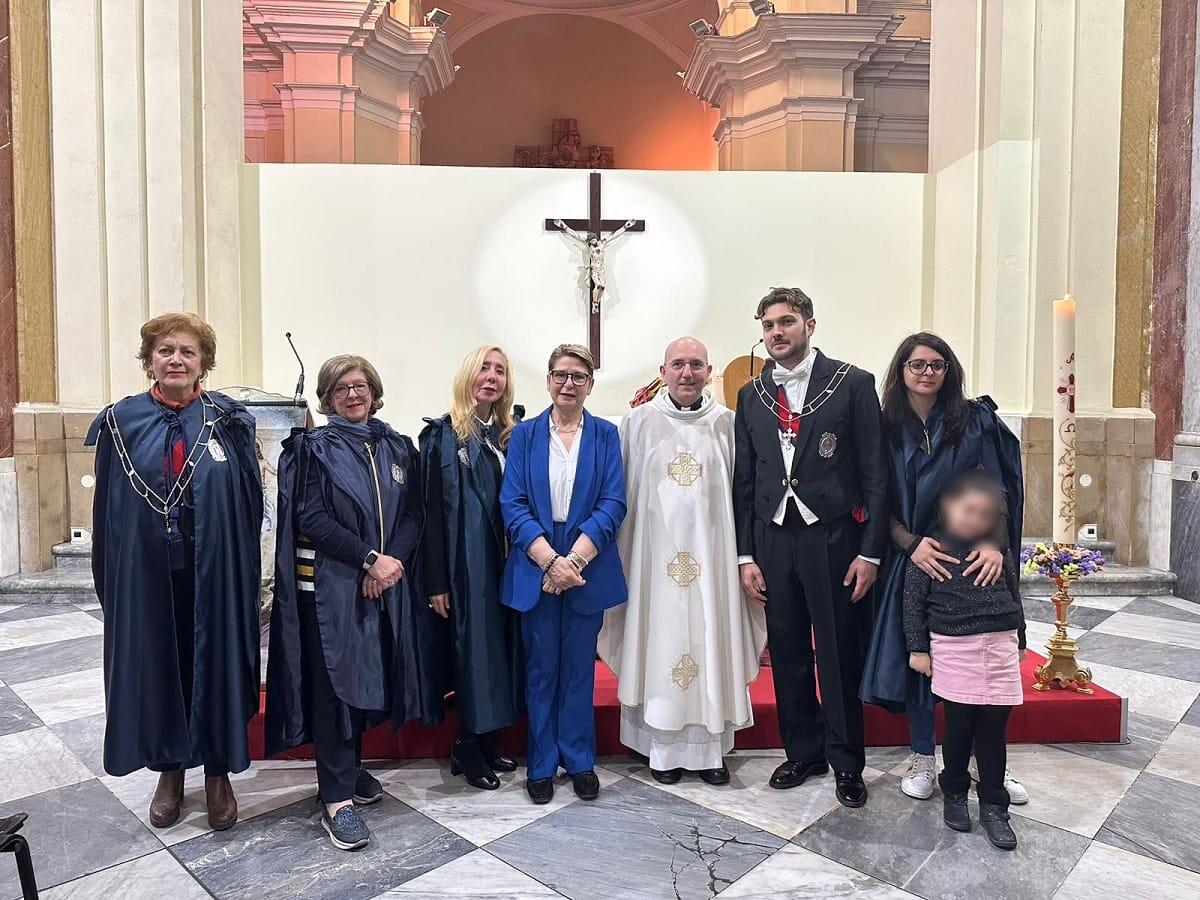 Confraternita della Madonna di Capocolonna: prima messa con Monsignor Saraco e Giusy Regalino consorella onoraria - 