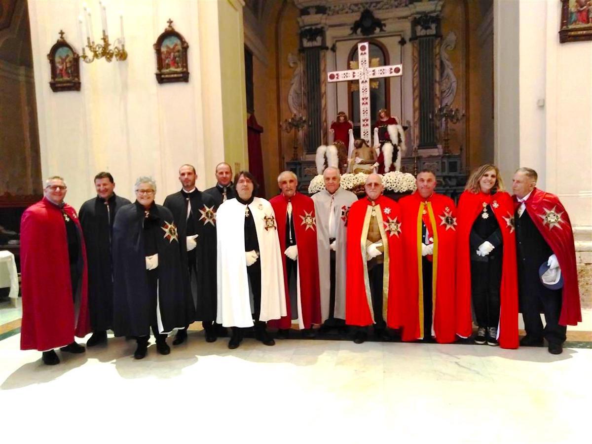 Associazione Cavalieri d'Italia: il priorato di Crotone presente alla "Naca" del Venerdì Santo - 