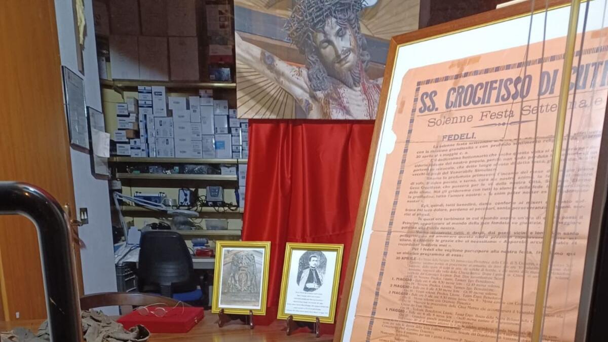 Cutro - Una mostra dedicata a Monsignor Antonio Piterà, che istituì i festeggiamenti settennali per il S.S.mo Crocifisso - 