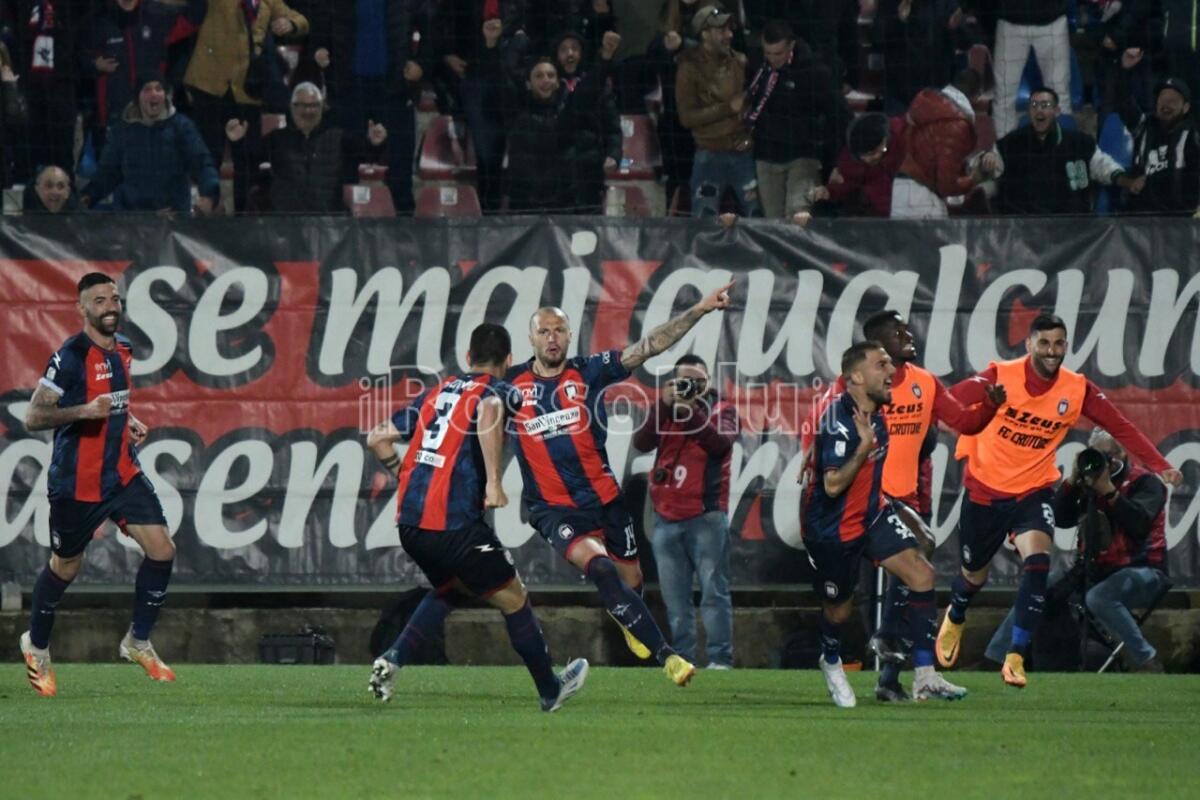 #GelbisonCrotone | Un arbitro di Lodi per la gara del "Guariglia" - 