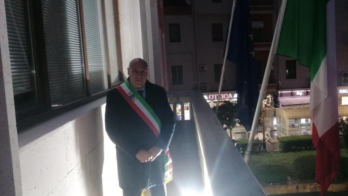 Terremoto L'Aquila: il Comune di Crotone aderisce all’iniziativa “Accendi la tua luce” - 