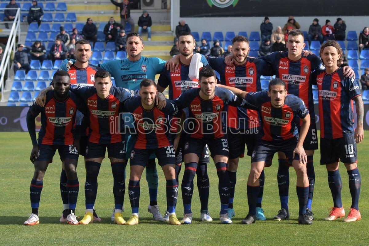 Serie C |  Crotone nella "Top 10" per numero di punti ottenuti in Lega Pro - Crotone - Foto di squadra